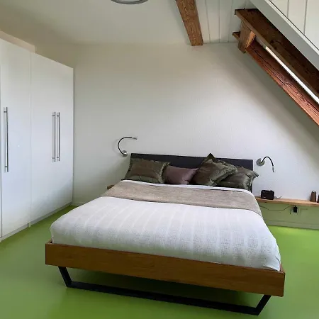 Attic With Parking And View *